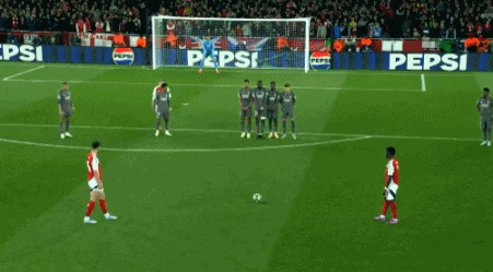 九游游戏盒-包含姆巴佩意外战胜阿森纳，出色防守引爆全场！热度持续攀升的词条