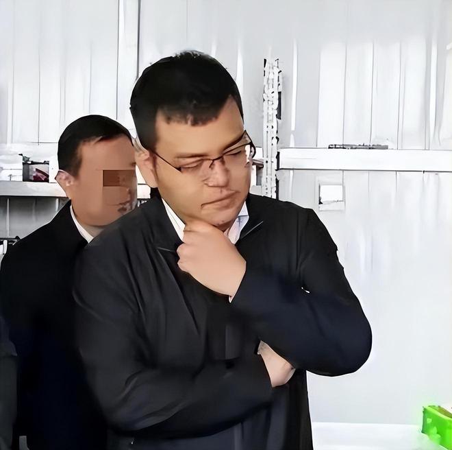 九游游戏APP-包含集结日体能课后，那不勒斯复出首秀备战社区盾，质疑声仍在，赛程密集仍需轮换的词条